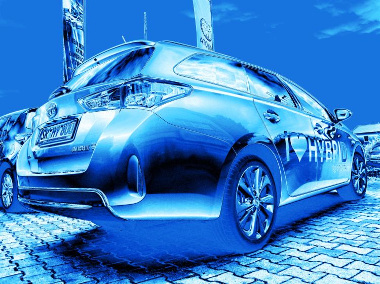 Auris Touring Sports Hybrid